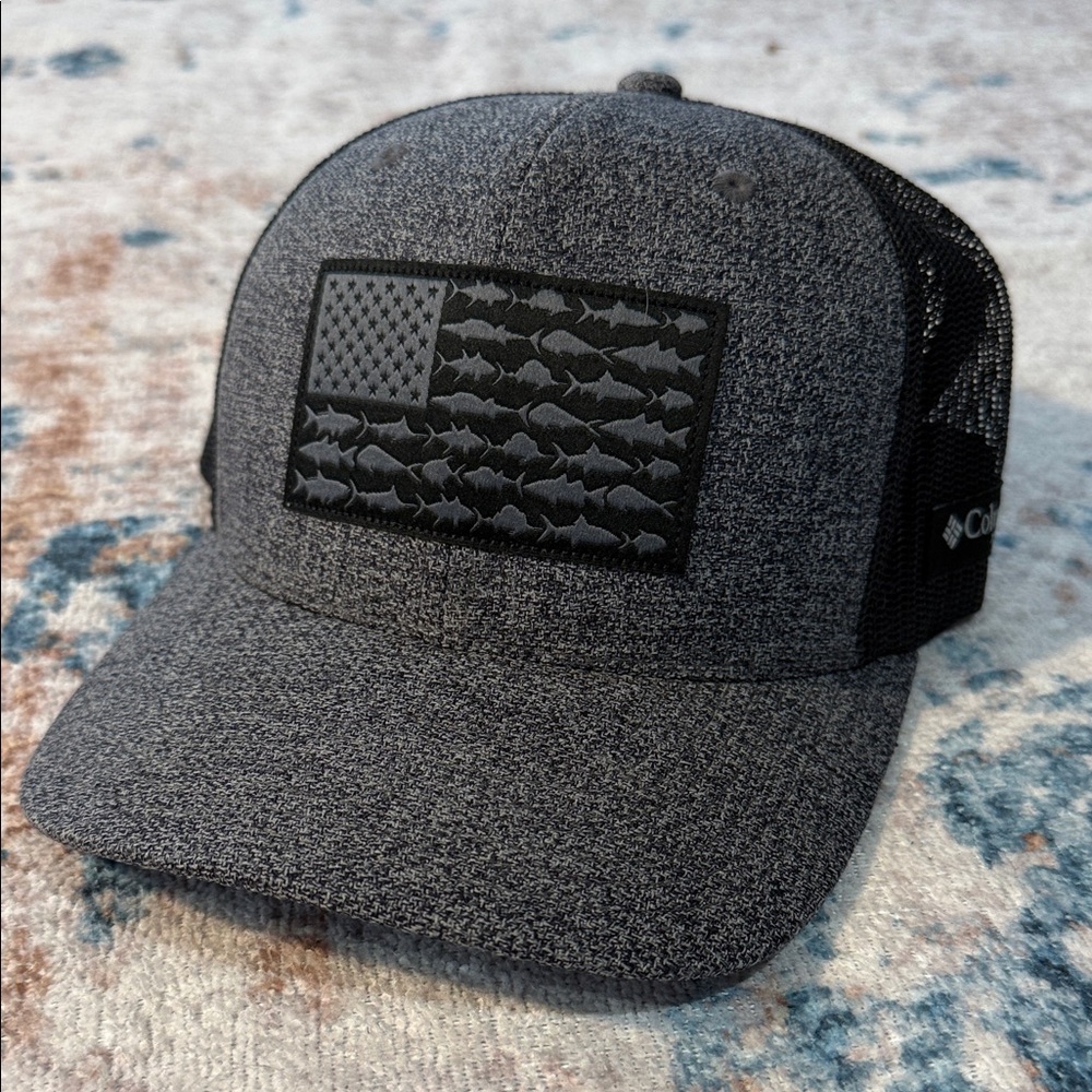 Columbia Charcoal and Black Fish Flag Cap